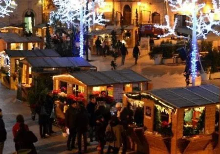 Petroni بيت للعطل *